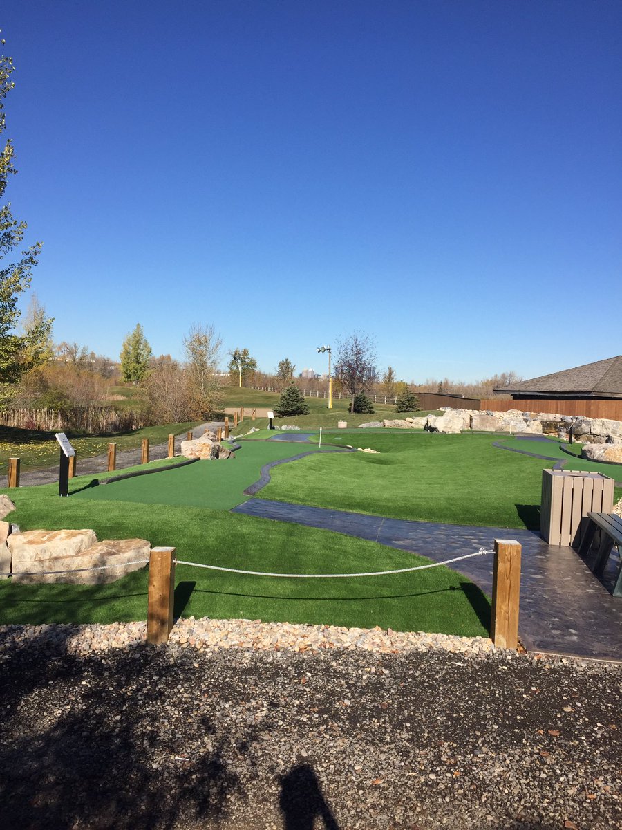 GolfutureYYC's tweet photo. We are looking forward to seeing this in action throughout the winter ! Gotta love Calgary chinooks! https://t.co/8cJ3uncHNG