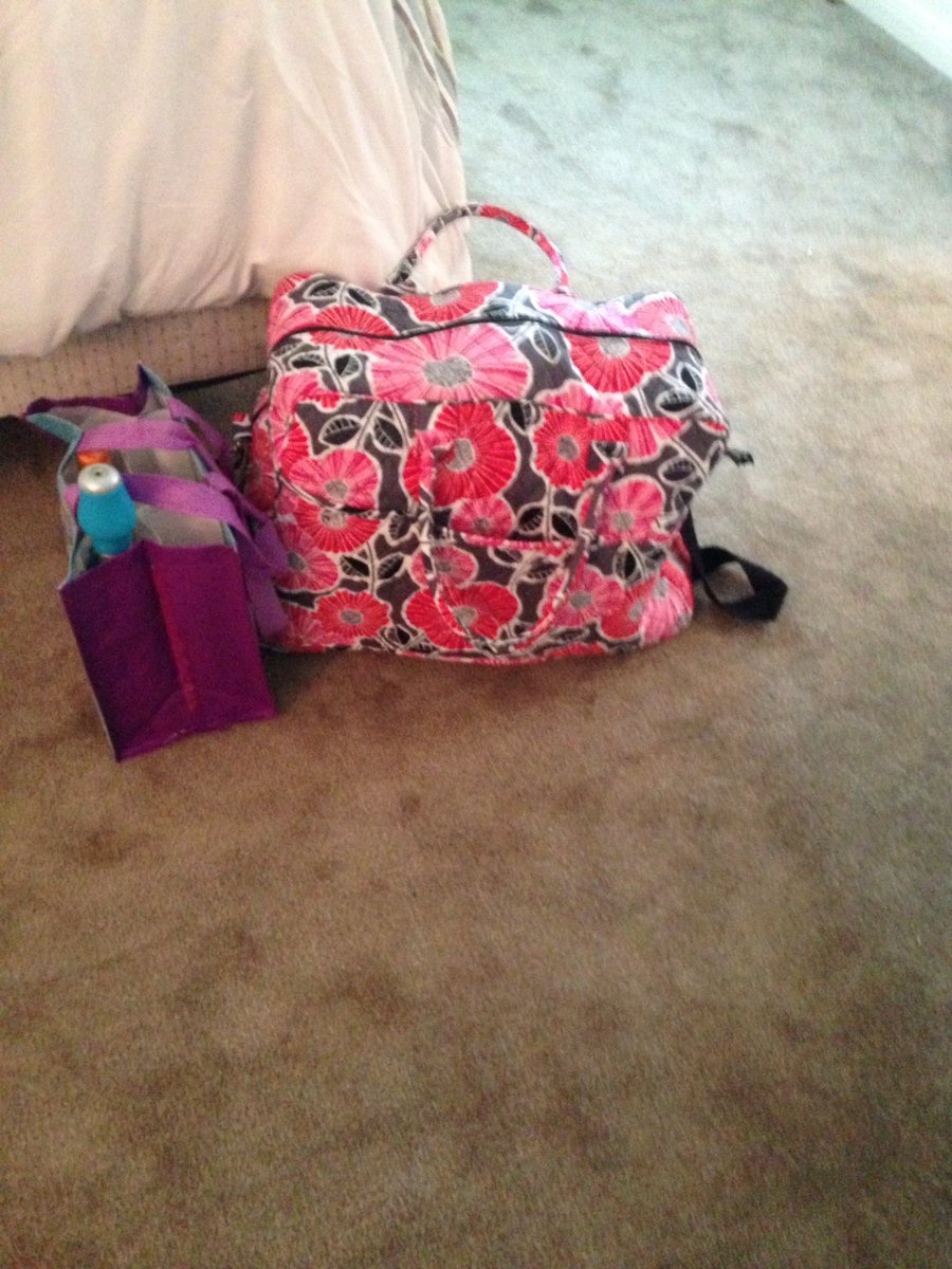 shakyteach's tweet photo. Bags pack for @ArtesianHotel with @TonnaFlanagan #fallbreak16 https://t.co/IKVI9p6LVD