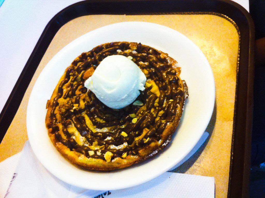 Reviewed Wengers Deli-head over here for delicious pastas, waffles and more! #foodblog… thetadkameter2016.wordpress.com/2016/10/12/wen…