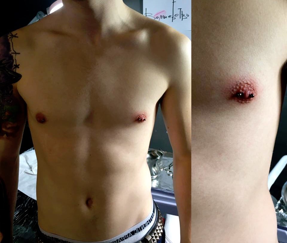 KRobertsonMusic's tweet photo. #secondpiercing https://t.co/XWsjGzBmzG