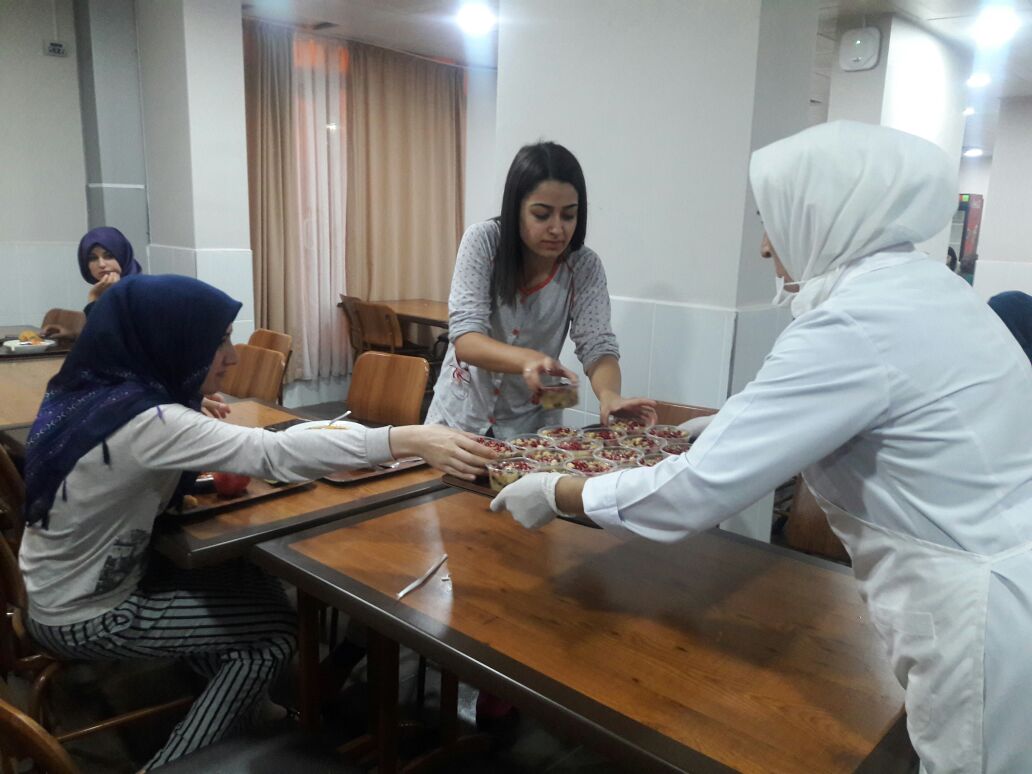 KastamonuKYGM's tweet photo. Hüma Hatun Yurdu  Muharrem Ayı Etkinlikleri Kapsamında Öğrencilerine Aşure Dağıttı. https://t.co/qWvimL5UjX