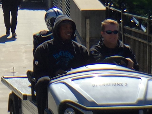 CullyMtUEAA_Hh3.jpg:large