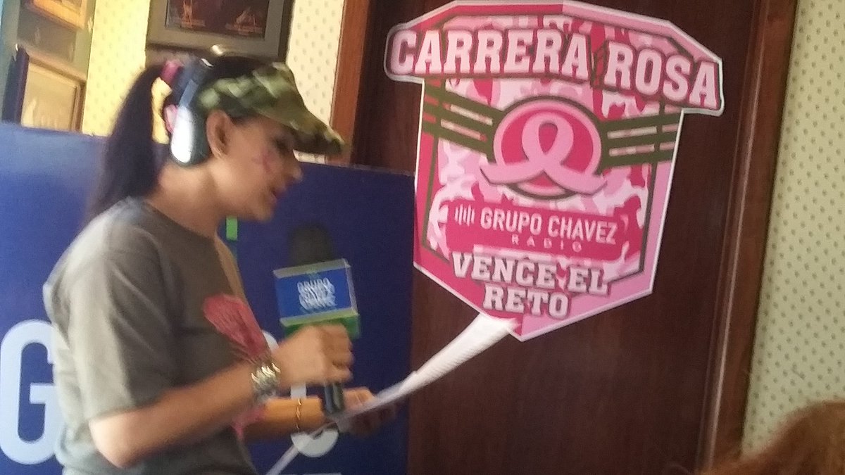 luisreyesnoti's tweet photo. Presentan la 5ta edicion de la #CarreraRosa de @Chavezradiocast contra el #CancerDeMama sera el domingo 16 de octubre @noticiasTVP https://t.co/hElhunWvr1