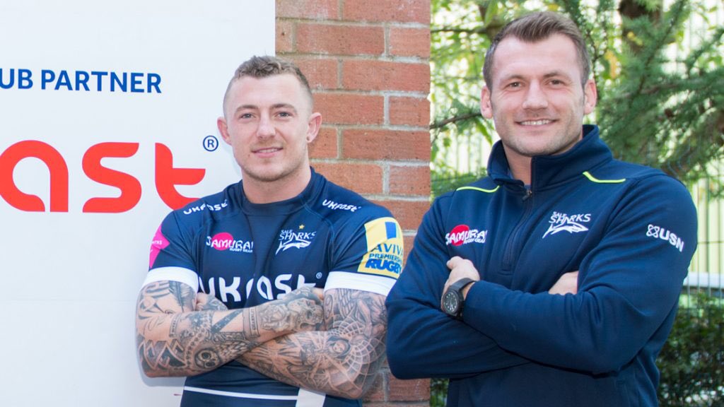 YMURugby's tweet photo. NEWS > '@Joshuacharnley arrives at @SaleSharksRugby' https://t.co/bsTT20l8UR https://t.co/jbUzYMFtaU