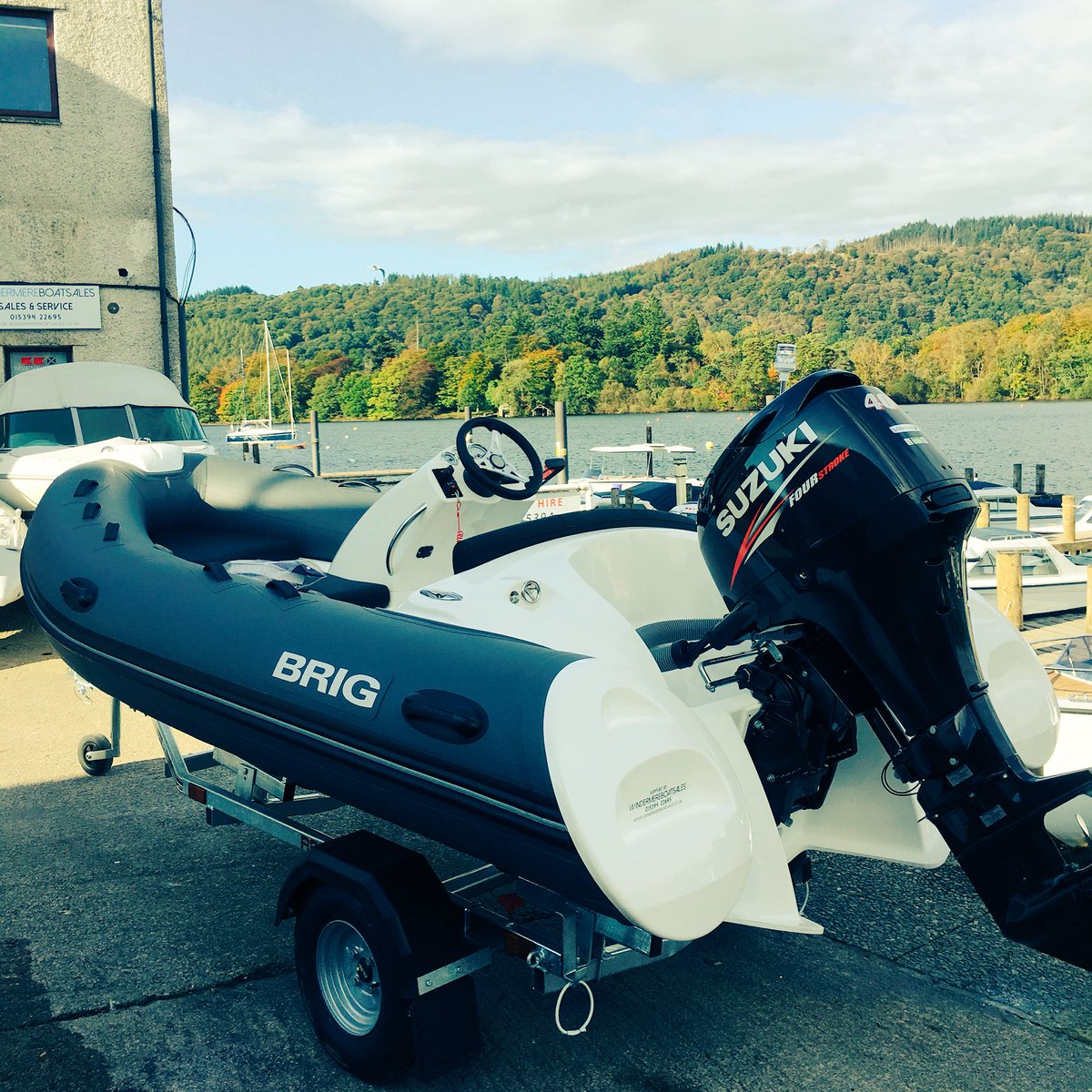 WindermereBoatSales tweet media