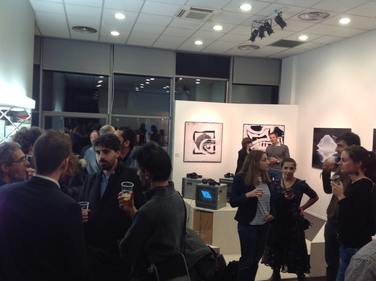 lecubegarges's tweet image. Soirée d'inauguration pour @aura_urbaine autour de bières artisanales. Présentation du système #aquaponie