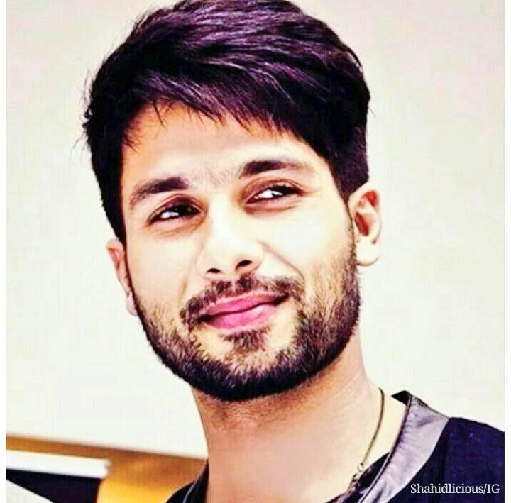 ShaandaarVicky's tweet photo. My new dp 😂💖 https://t.co/WWeD65WZQE