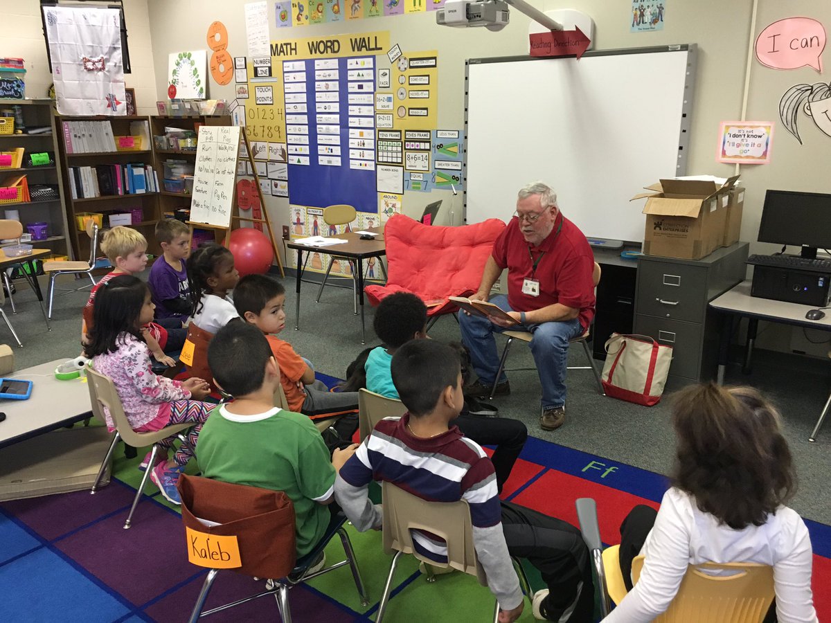 Mr. Mark &amp; Ozzie from the See Spot Read program are reading a different version of The Three Little Pigs today <a href="/PennyRoadES/">PennyRoadES</a>