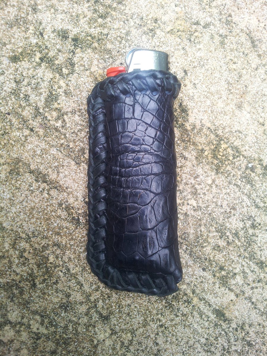KrisErickson77's tweet photo. #Australeather  
#sellhigh #sellercentral #seller #selladore
Kangaroo,croc,stingray,sea snake bic covers for sale! https://t.co/CRN7390OVp