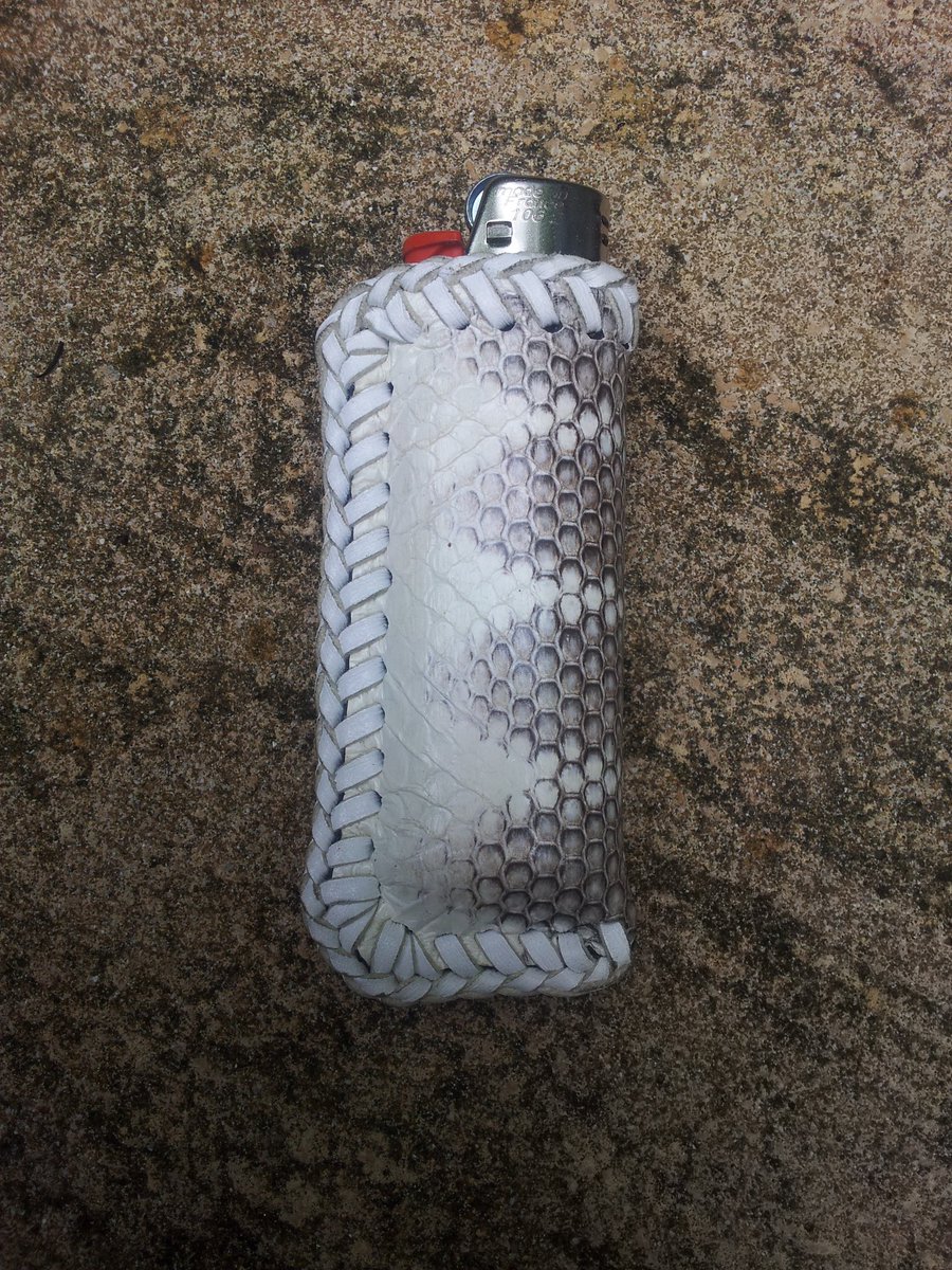KrisErickson77's tweet photo. #Australeather  
#sellhigh #sellercentral #seller #selladore
Kangaroo,croc,stingray,sea snake bic covers for sale! https://t.co/CRN7390OVp