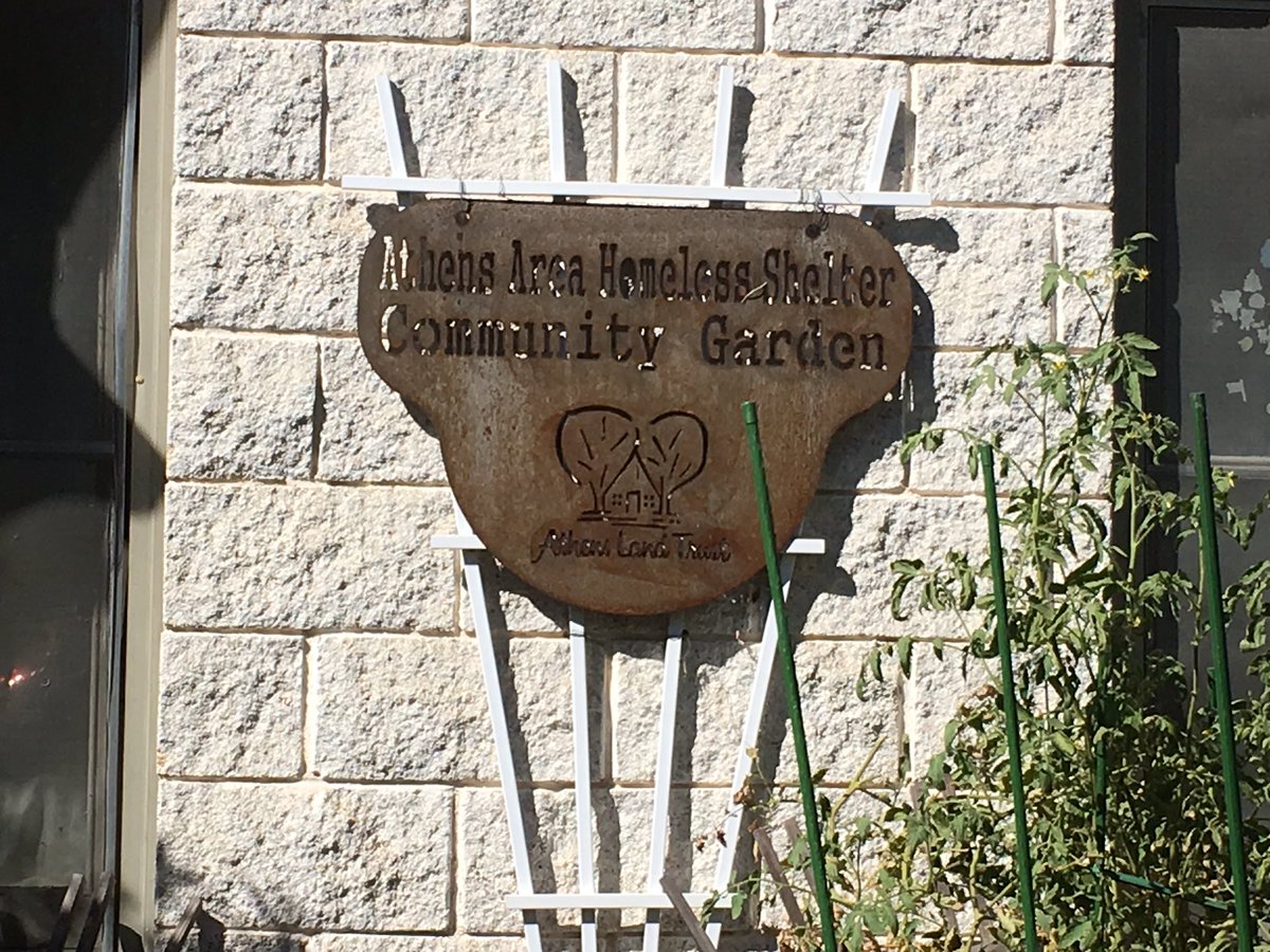 NattaBeav's tweet photo. What some CMS students call home #edmsassets https://t.co/Tl4ci0OgiP