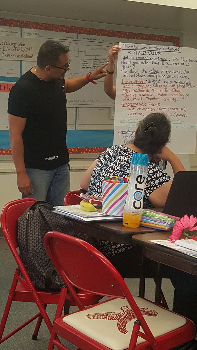 BeallDominguez's tweet photo. Place value lesson... #WednesdayWisdom  #BeallEagles #BeallGo4Gold #IamEPISD https://t.co/zzEmPCS0Oe
