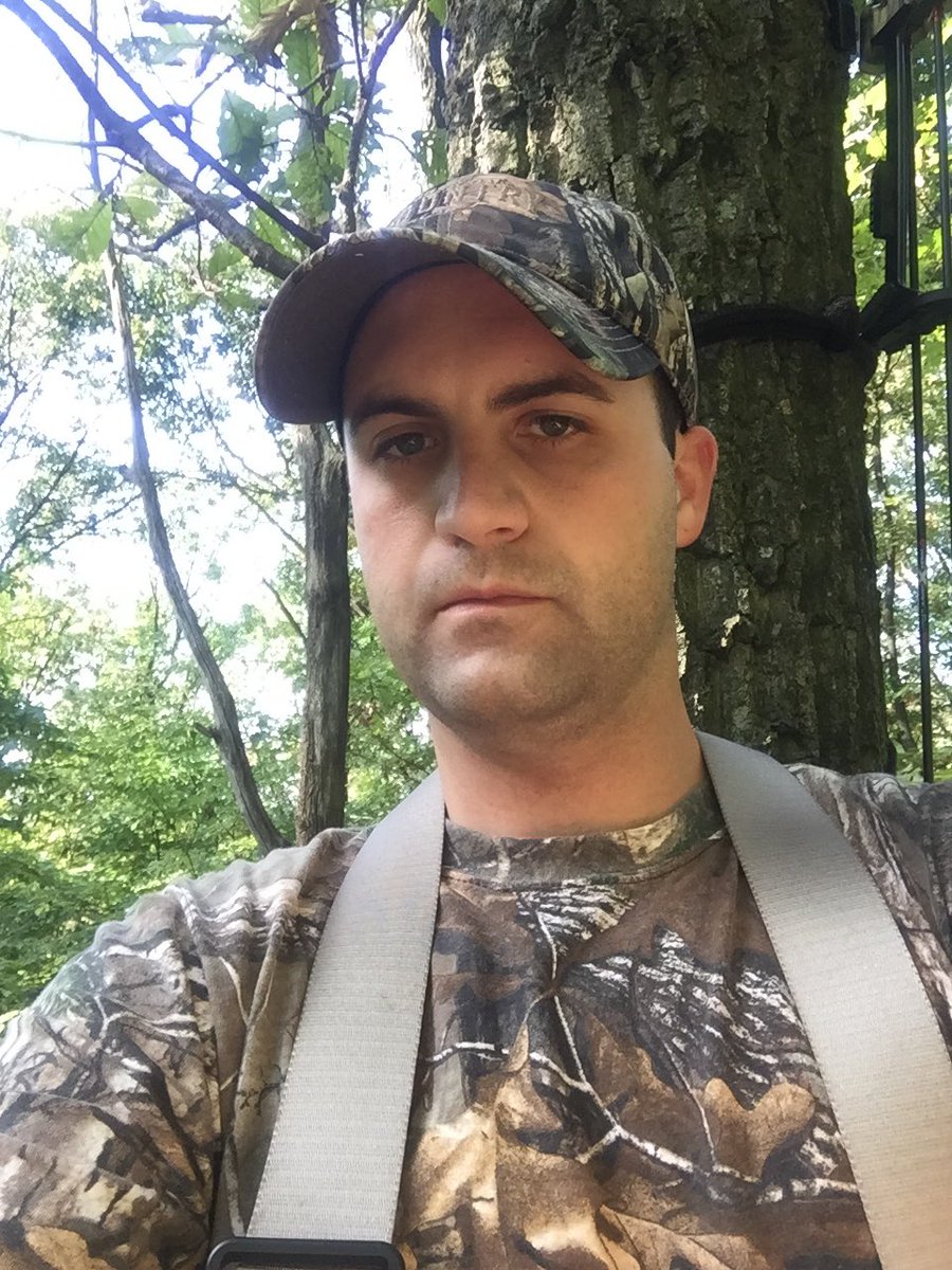 ASites79's tweet image. Trying out a new location. Hoping to see some action.