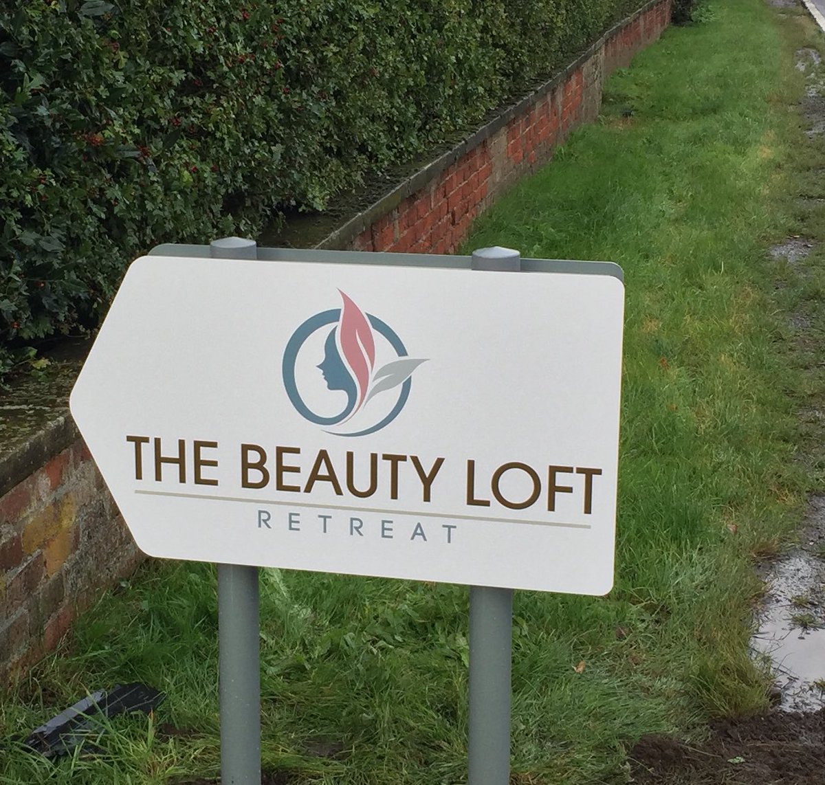 grssignscouk's tweet photo. #window #graphics #postfix #wallfix #signage @Ultimate_Retail #thebeautyloftretreat #doddington https://t.co/EJkX63mqQf