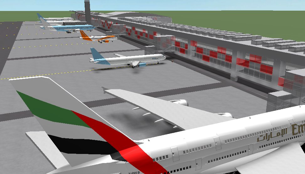 falcon_rblx's tweet photo. Victuera Airport. 2 of our A330s, a 777 and an A321. https://t.co/pPNYuulCSi