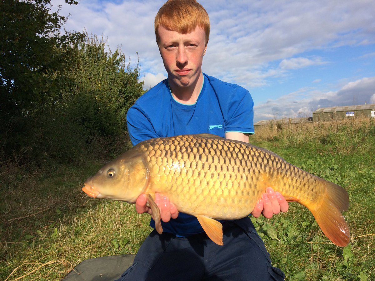 SkipseyTom's tweet photo. Biggest fish of the session, stalked feet from the bank @thelastyard14 @CoreBaits_uk @carpology https://t.co/lmMTO9ZQZG