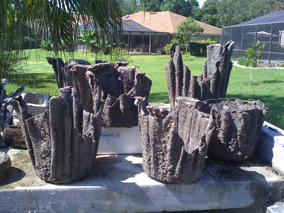 Cement Cloth Planters Its a one to four ... - #gardens #garden #gardening #landscaping gardenstoday.xyz/cement-cloth-p…