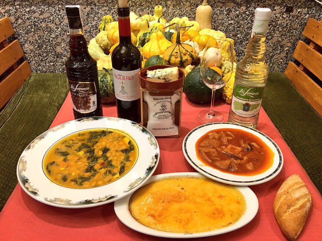 Mesadedos's tweet photo. .@LaHoja_LaFueya celebra del 19 al 23 de octubre el #Desarme con un súper menú asturiano por tan solo 30 €. Nosotros iremos y tú? https://t.co/LuUXUqZC8J