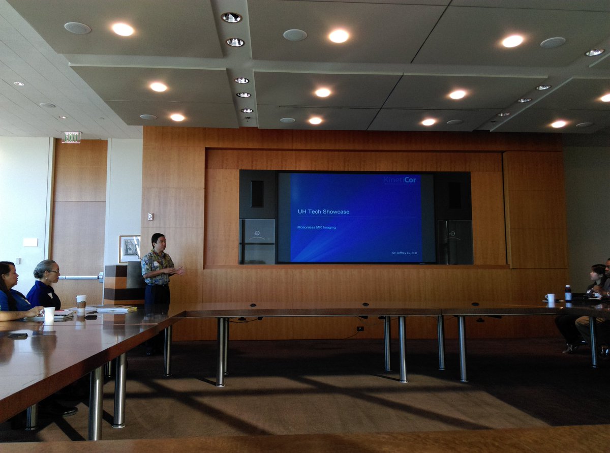 ryanlouie's tweet photo. #JeffreyYu, M.D., CEO of KinetiCor Inc. presents on "Motionless MR Imaging". #UHTechShowcase @XLR8UH #OTTED @UHawaiiNews @FHBHawaii https://t.co/OiVcJz8G09