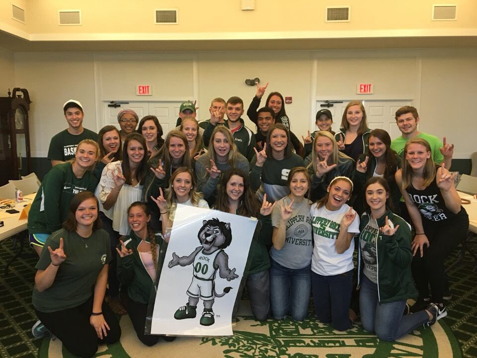 SRUgwsociety's tweet photo. For Green and White Society THE ROCK is our home and our heart! We love Slippery Rock University! 💚💚💚💚💚💚💚💚#ROCKtober #SRUsuperfan @SRUofPA https://t.co/2oAbaGQViu
