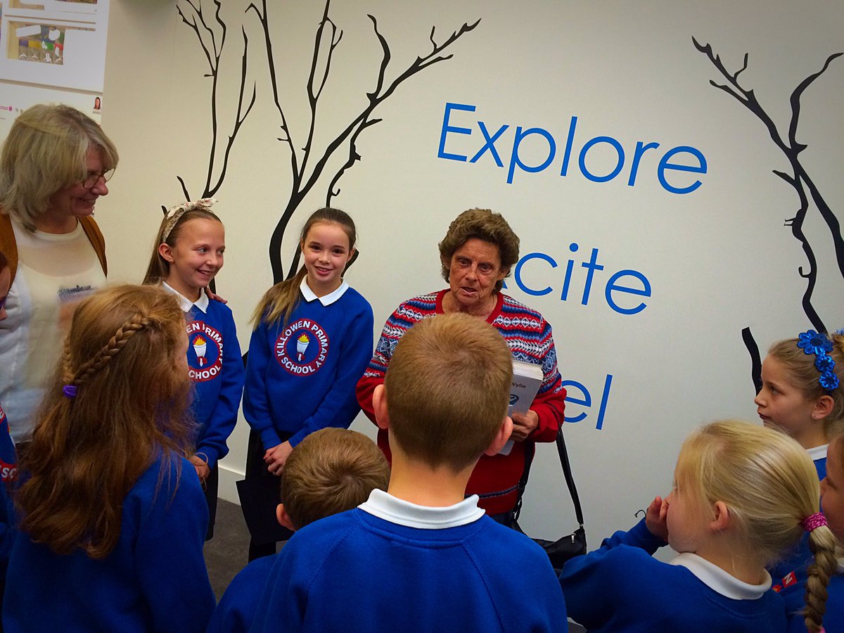 Killowentweets's tweet image. Thank you and best wishes Mrs Wylie!  Bidding pupils farewell after last week's Retirement Assembly. #30yearsofservice #explorexcitexcel