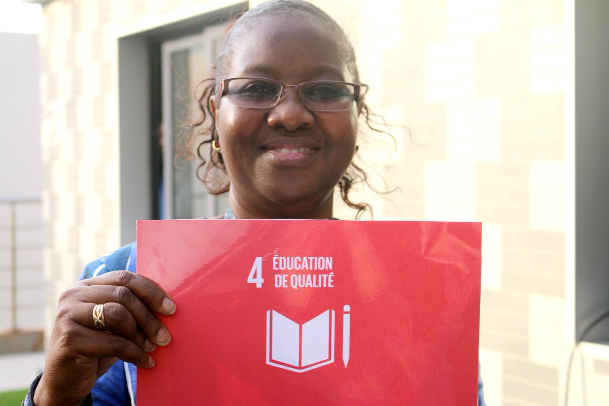 ong_raes's tweet photo. #JIF2016 #IDG2016 forum des jeunes filles @onufemmes Sénégal - #ODD4 Education de qualité pour plus de #FemmeSCIENTIFIQUE #FemmeCOMPETENTE https://t.co/50K3WQj8fo