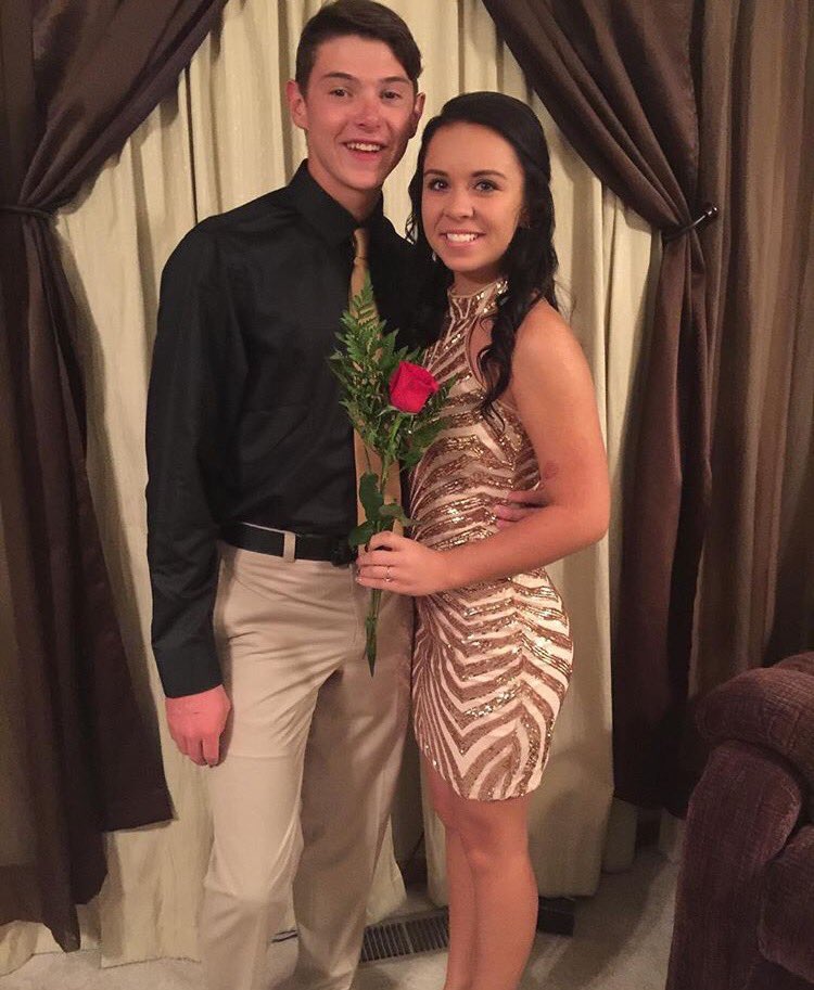 pageantplanet's tweet photo. Homecoming Edition: HIT or MISS? Submit yours using #PageantPlanetHOCO https://t.co/akHJarOCbB