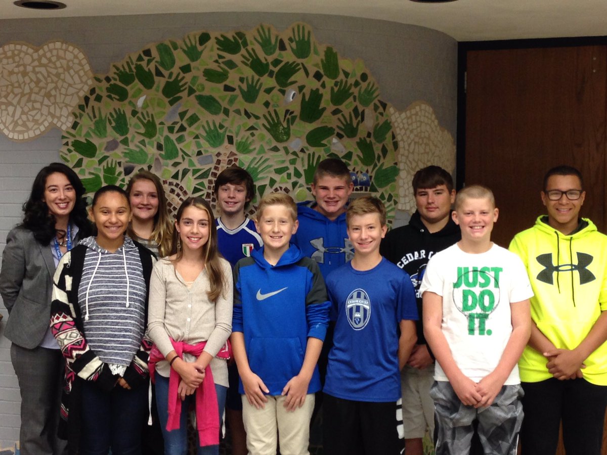 DrRackleyCLSD's tweet photo. Very proud to recognize of our Students of the Month! Congratulations! #CCMSStudentLife #FalconPride @CLSD_Schools https://t.co/uxE5jzI93g