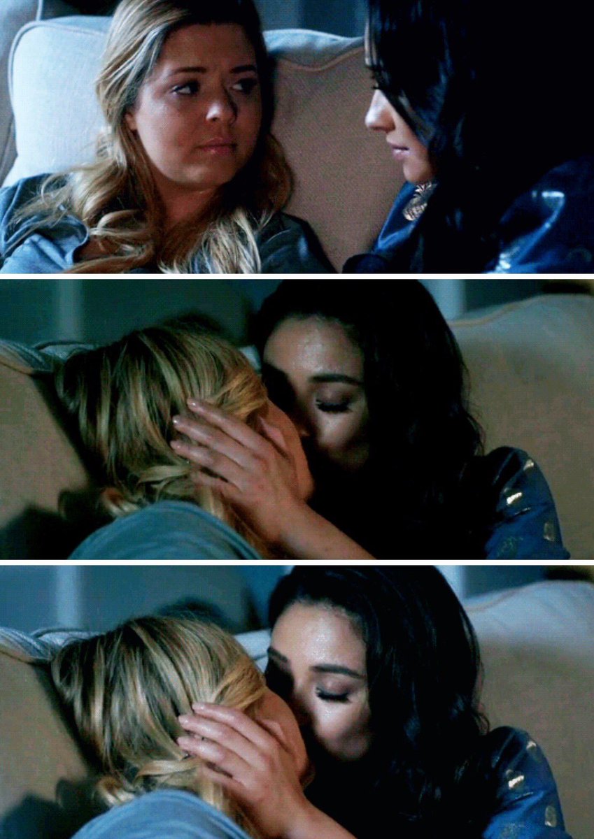 stacyloveshay's tweet image. The #Emison feels tho 😭😭😭💗💗💗 #EmisonKiss #EmisonEndgame @PLLTVSeries @shaymitch @SashaaPieterse #PrettyLittleLiars #PLLEndGame
