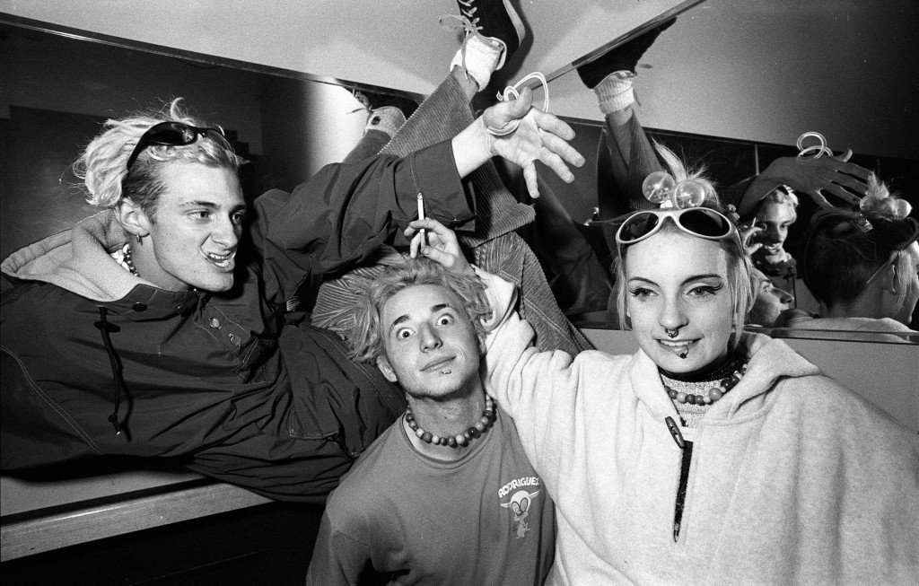 Alums @riandundon and <a href="/aaronleefineman/">Aaron Lee Fineman</a> show rave culture's golden era buff.ly/2ea3EE1 <a href="/NYUTischAlumni/">NYU Tisch Alumni</a> #tischphoto