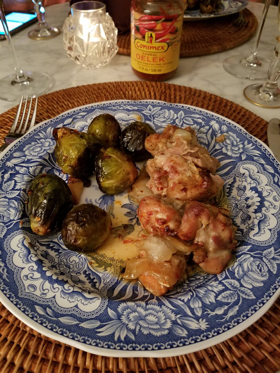 rcwhalen's tweet photo. Brussel sprouts a la #whaleboat and ginger chicken.... @KennyPolcari @tomkeene @DANIELBOUTMY https://t.co/yQmM0Ha3Yw