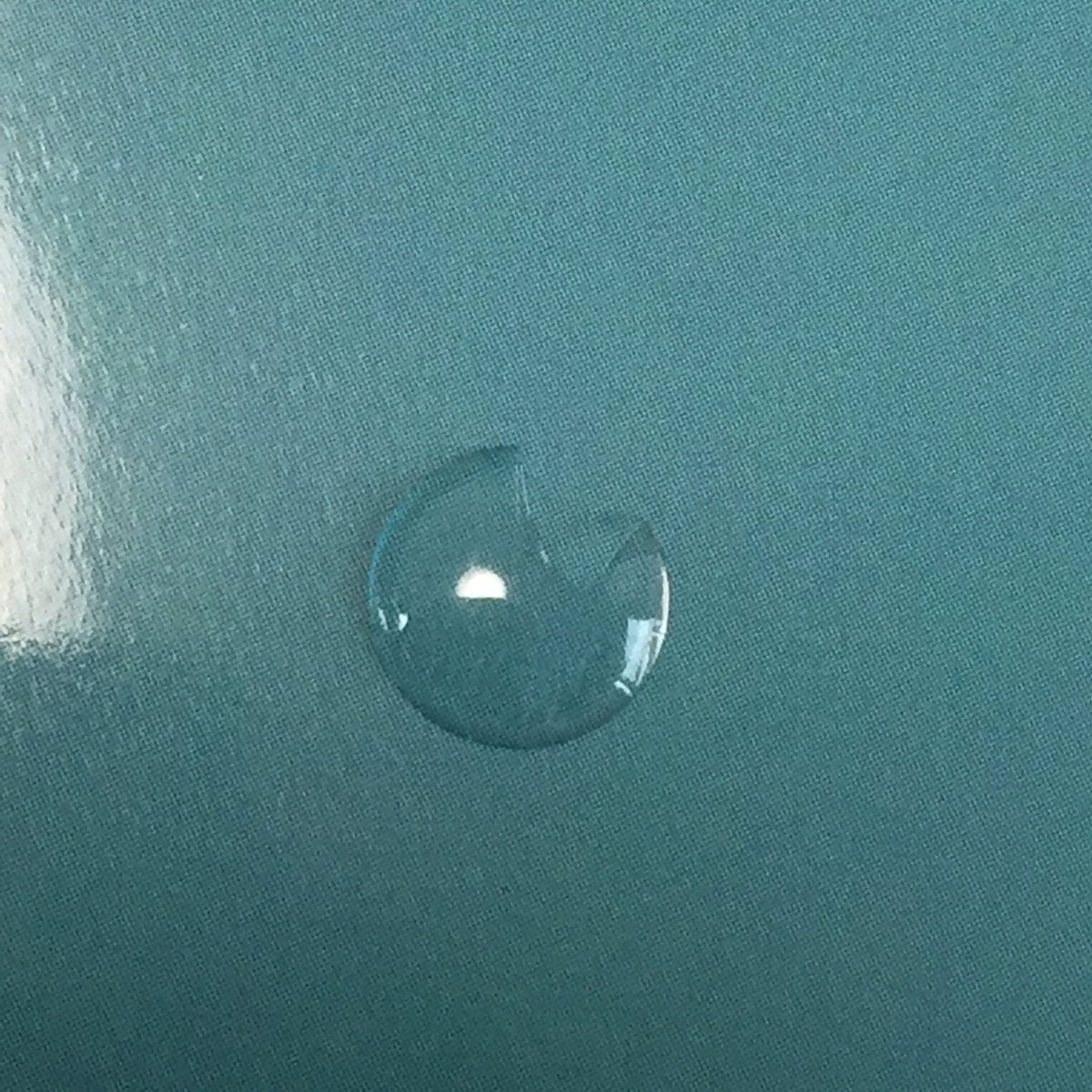 Erica Auf Twitter 洗ってたらいきなりコンタクトが欠けたー もう買い替えようと思ってたとこだけど さっきから予備のレンズ探すも 見つからずピンチ 今日は 午前中は幼稚園のバザー そして 眼科休みの日 眼鏡はあるけどコンタクトないと化粧できないくらい目が