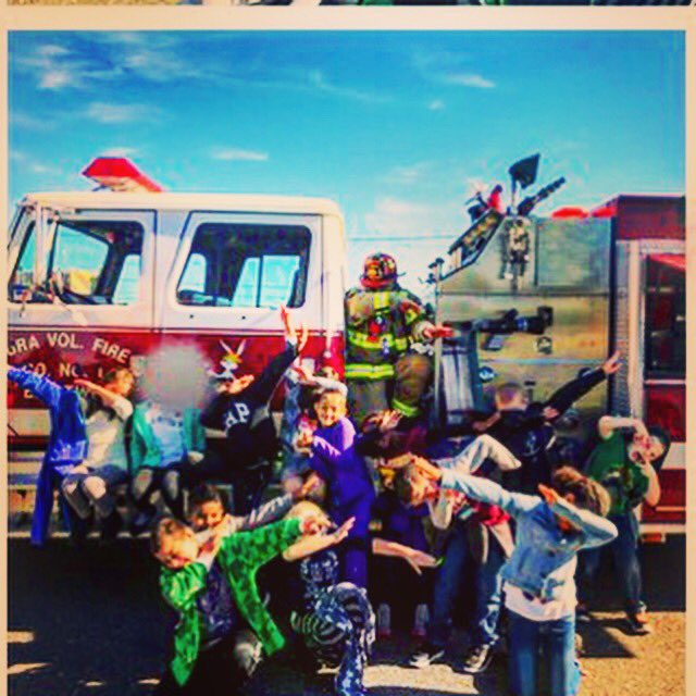 MissTrezzaAura3's tweet photo. Favorite Fire Prevention photo. #studentswag #FirePreventionWeek https://t.co/tORTAzpdTJ