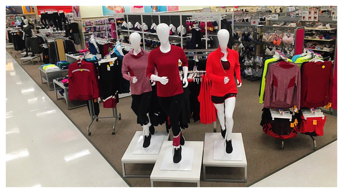 kaitstocker's tweet photo. So proud of T2102! Big thank you to everyone who lent a helping hand bringing the #C9 #reinvent to life! #vmtl #oneteamonedream #teamswin https://t.co/xFG0bpSG0m