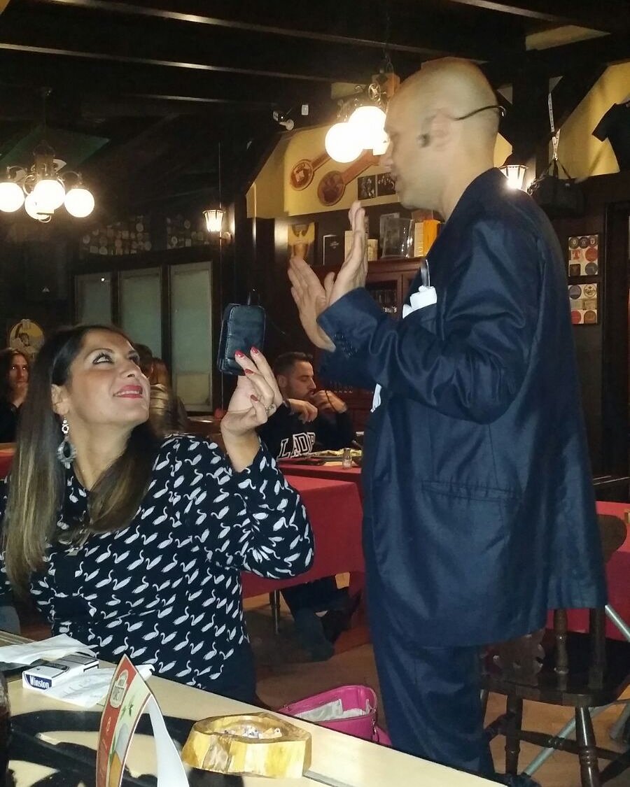 #cafecabaret #comicità #giuliocarfora #risate #comico #risateagogo #cabaret #cabarettisti