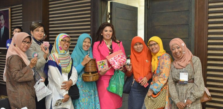 WFW melihat peluang pengembangan pengusaha perempuan di Indonesia, ini terbukti dengan banyaknya pendapat ahli goo.gl/xK1o0r