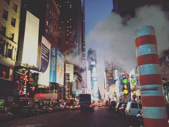 RinconesNY's tweet image. Times Square de noche... Es igual de bonito e impactante que de día 🌃🗽❤️🌃🗽