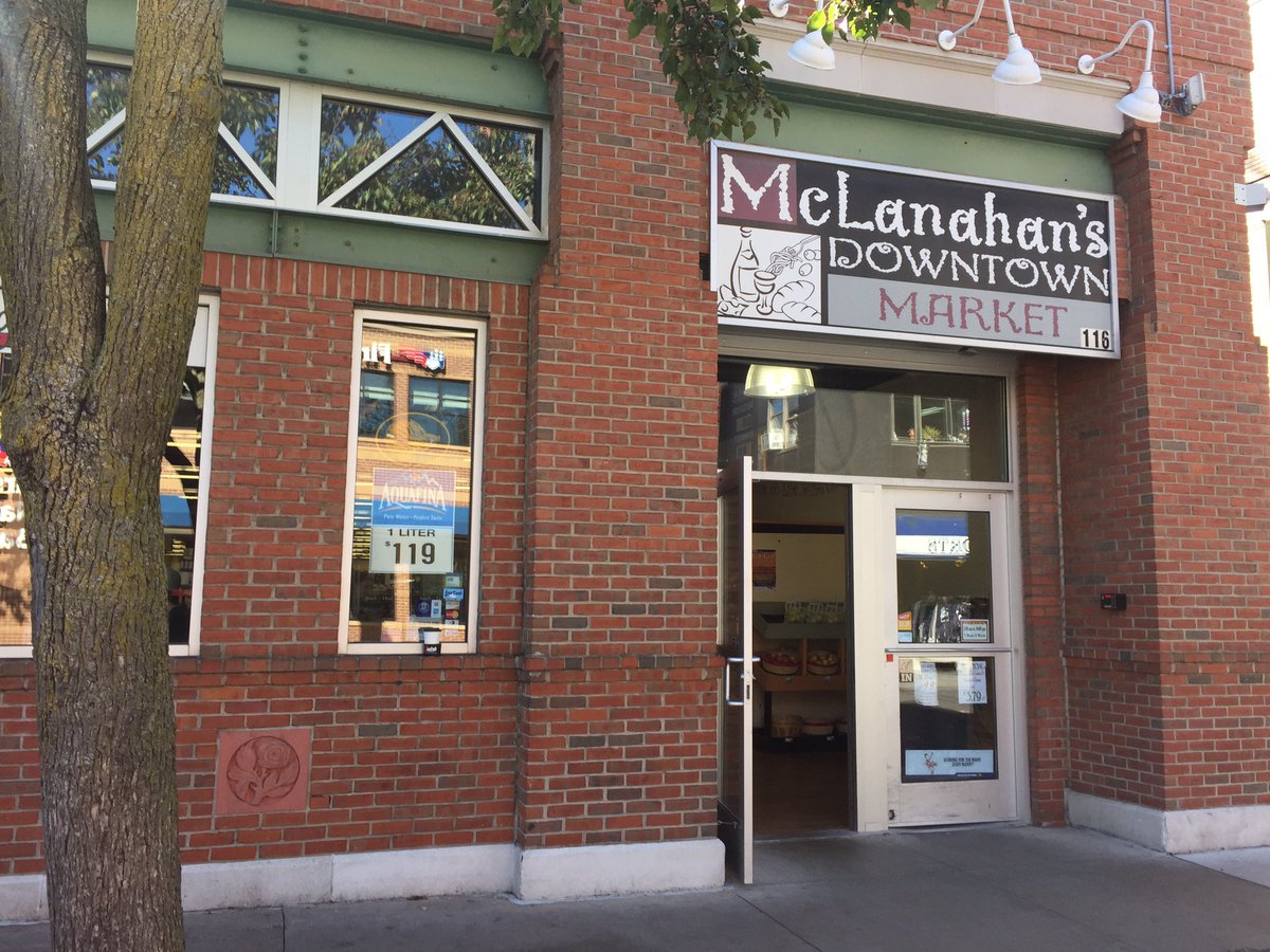 RealDealSnacks's tweet image. Hey, Penn Staters @penn_state, grab the @RealDealSnacks Veggie Chips, now on the shelf at McLanahan's! @McLanahansDeli  #healthysnacks