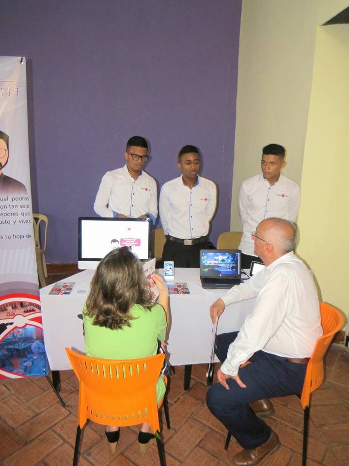 ContactEvent1's tweet photo. Contact event participó en el evento #ADICOM 2016 , la facilidad de organizar tu evento con tan sólo presionar un botón ha llegado a tú vida https://t.co/knPX96PJzi