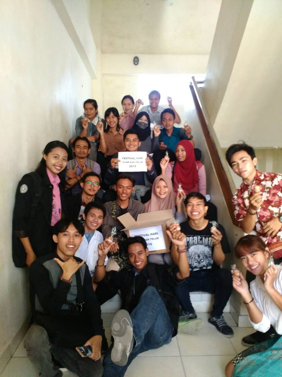 LPMSSatwa's tweet photo. Selamat Hari Ayam dan Telur 2016!! https://t.co/Yon0jtrIVm