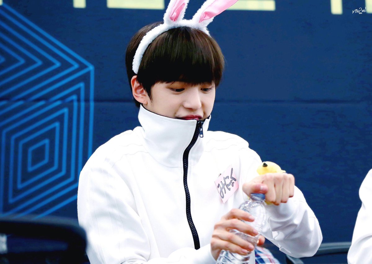 minhyukpic's tweet photo. 161009 — © min2me https://t.co/lQvqSmAUU5