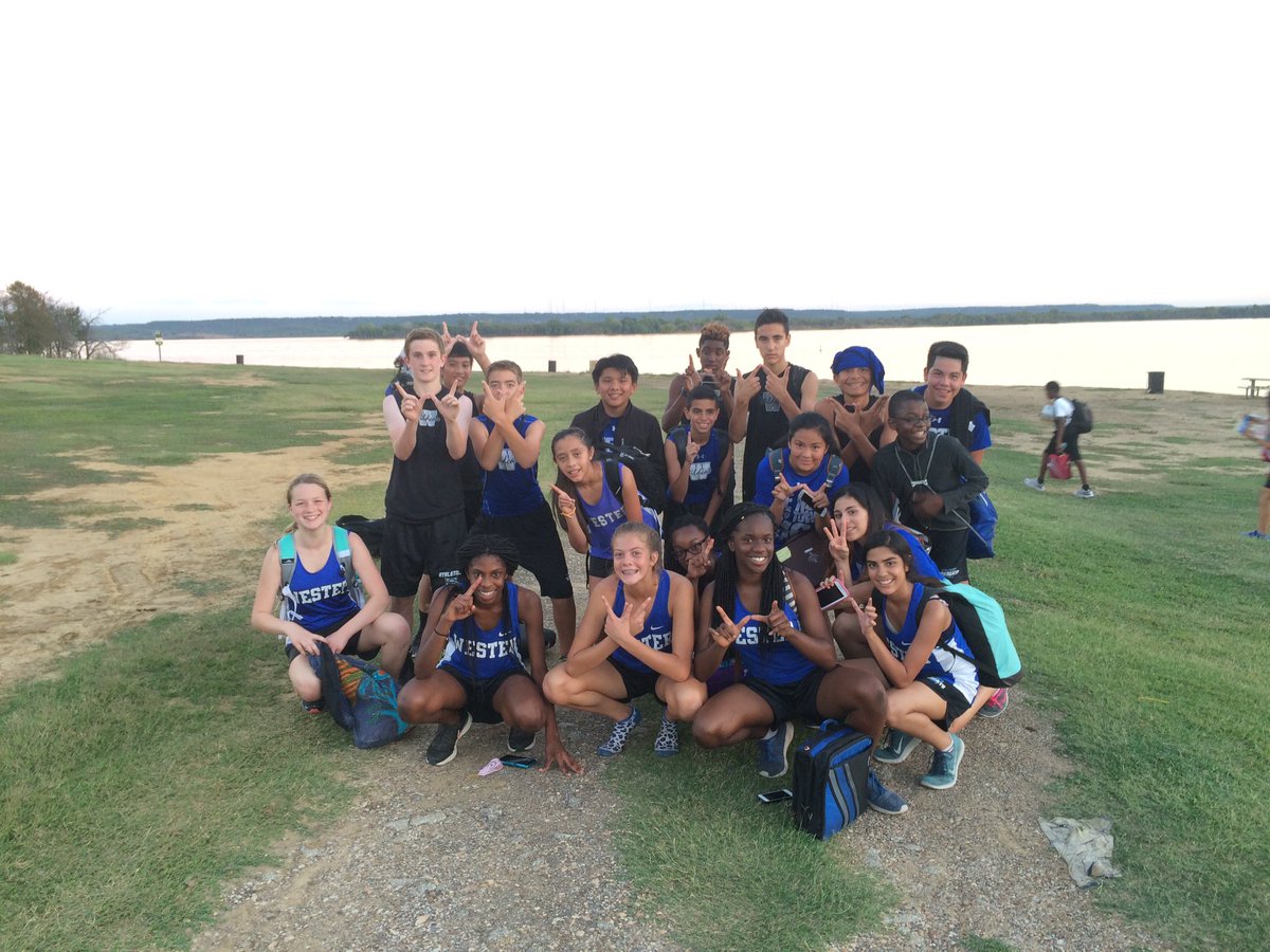 WesterAthletics's tweet photo. Great XC meet today at Lynn Creek Park! We're ready for district next week! #finishonempty #westerstrong @MISDathletics @BrooksWester https://t.co/BaRiLwvXmB