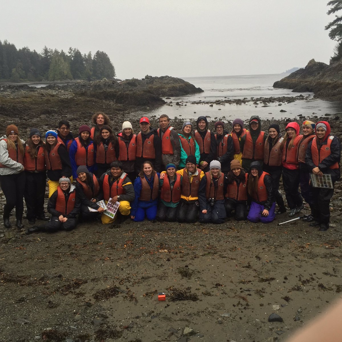 emblais's tweet photo. @BGrandinCCSD Students are enjoying the bamfield trip! Whale sightings,sea lions eating salmon,black bears seen from a distance..Incredible! https://t.co/cUbkxGEo7N