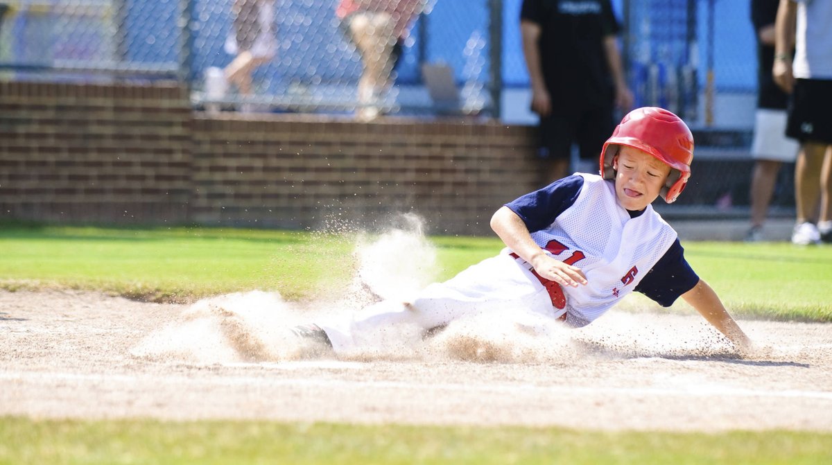 MindShiftKQED's tweet image. Why Isn&apos;t #Science Class More Like Learning to Play Baseball? ow.ly/c6Lc3057CxJ #edchat #mastery #teaching #scichat #mathchat