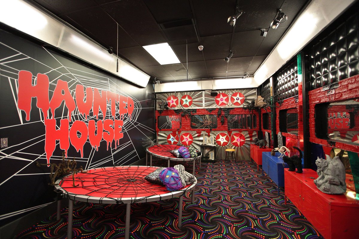 BBOverTheTop's tweet image. What do you guys think of the #BBOTT #HaveNot room? bit.ly/2dfmMPL