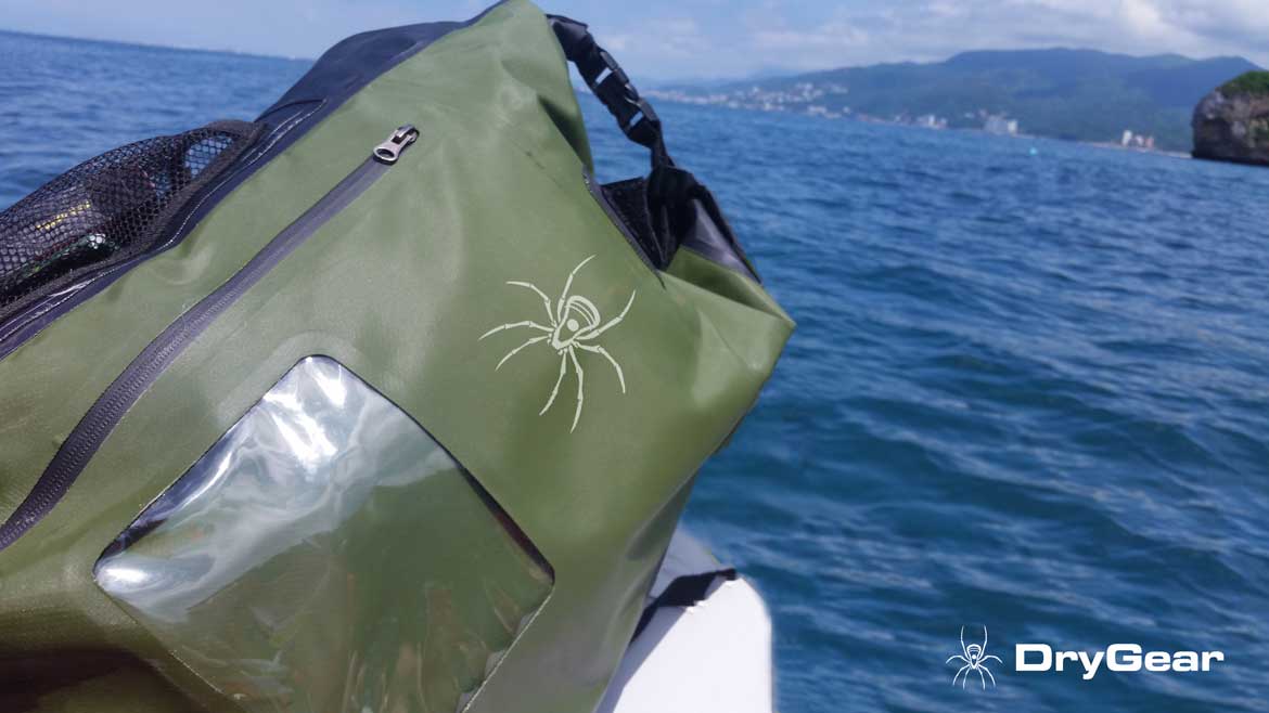 drygearusa's tweet photo. Take your DryGear anywhere! #DryGear #Surf #Climb #Beach https://t.co/XF7Tuqsl4d
