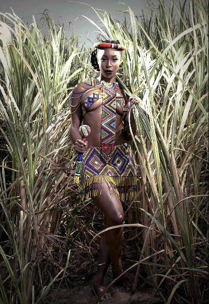 And here is a throwback of <a href="/MinnieDlamini/">Minnie Dlamini</a> just being her 😟😮👌💛💎.. Are we worthy?