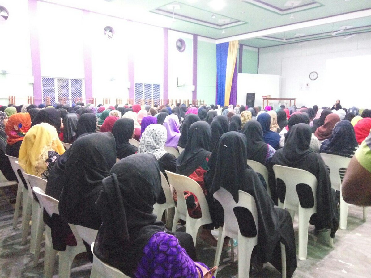 MoHmv's tweet photo. Lh.AH in isnagaigen Zika Virus aa gulhey gothun beleniverin heylun thri kurumuge program eh Madarasathul Ifthithaah gi hingaifi https://t.co/K15p7JaVMO