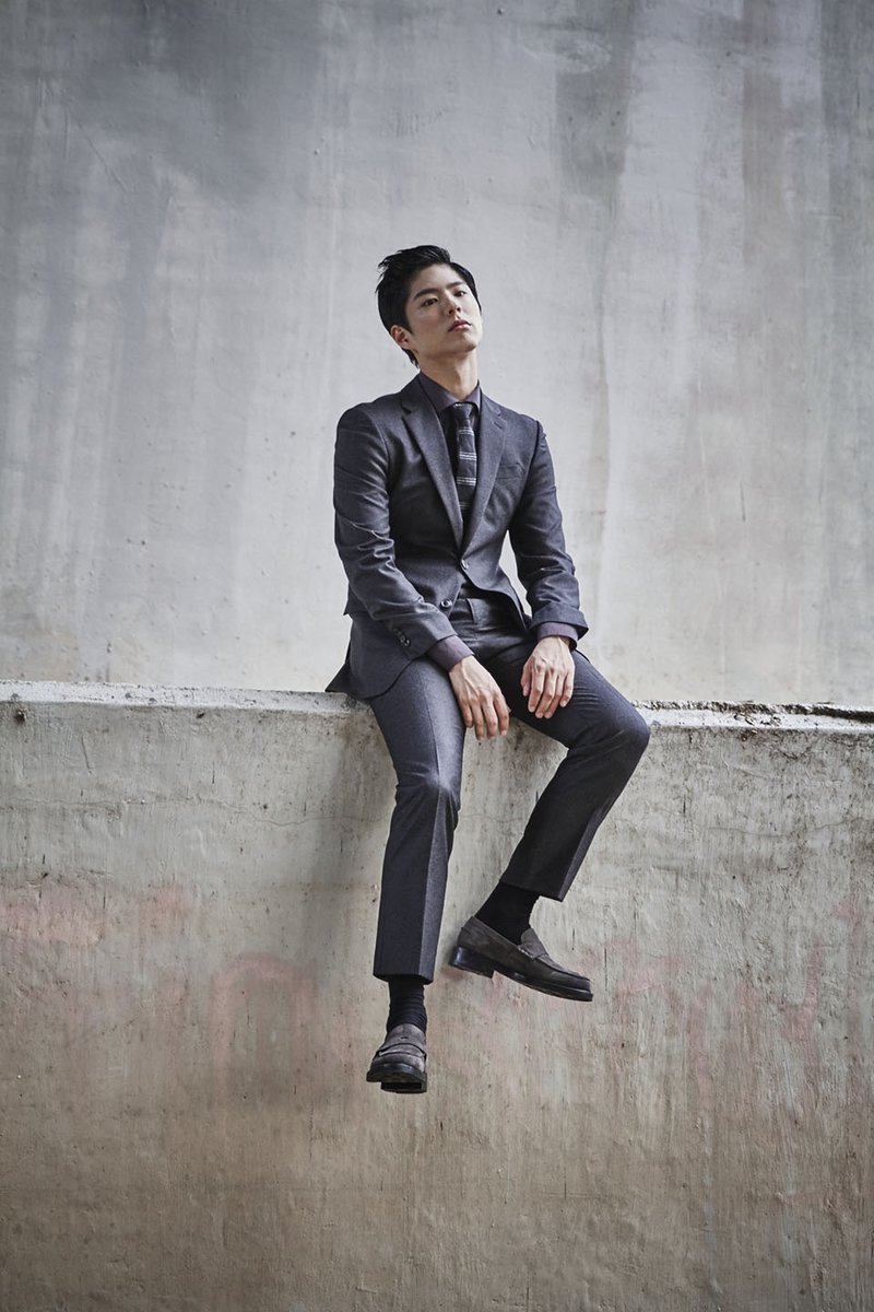 Phumshop's tweet photo. เข้มๆแบบนี้พี่ก็ชอบ...
#ParkBoGum #박보검 #BOGUMMY
#ITMEN #MoonlightDrawnByClouds https://t.co/6GVTsJSMGi