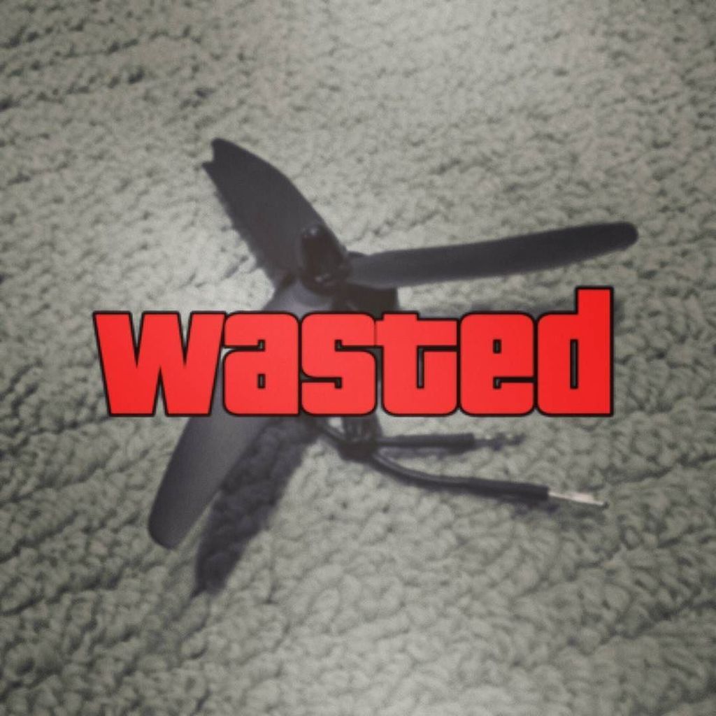 DillonRCarp's tweet image. Blew a motor. Fuck. #fpvproblems #fpv #fpvracing #fpvfreestyle #multirotor ift.tt/2ehDyTu